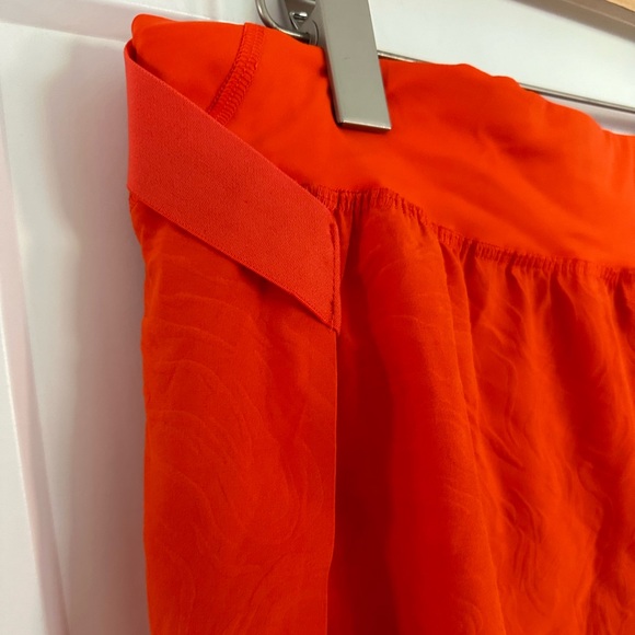 *SOLD* Lululemon Fast and Free High-Rise Short 2" *Airflow - Picture 12 of 15